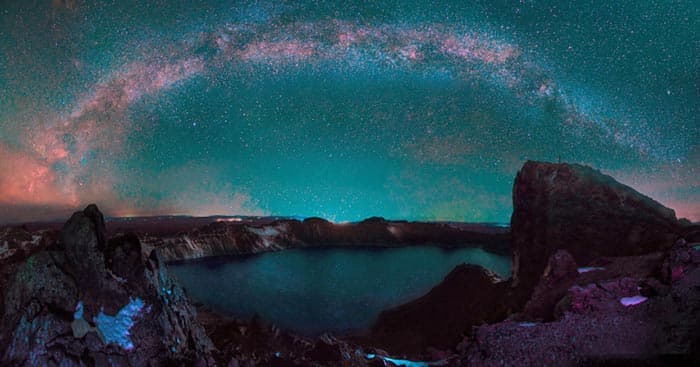 백두산 위의 은하수